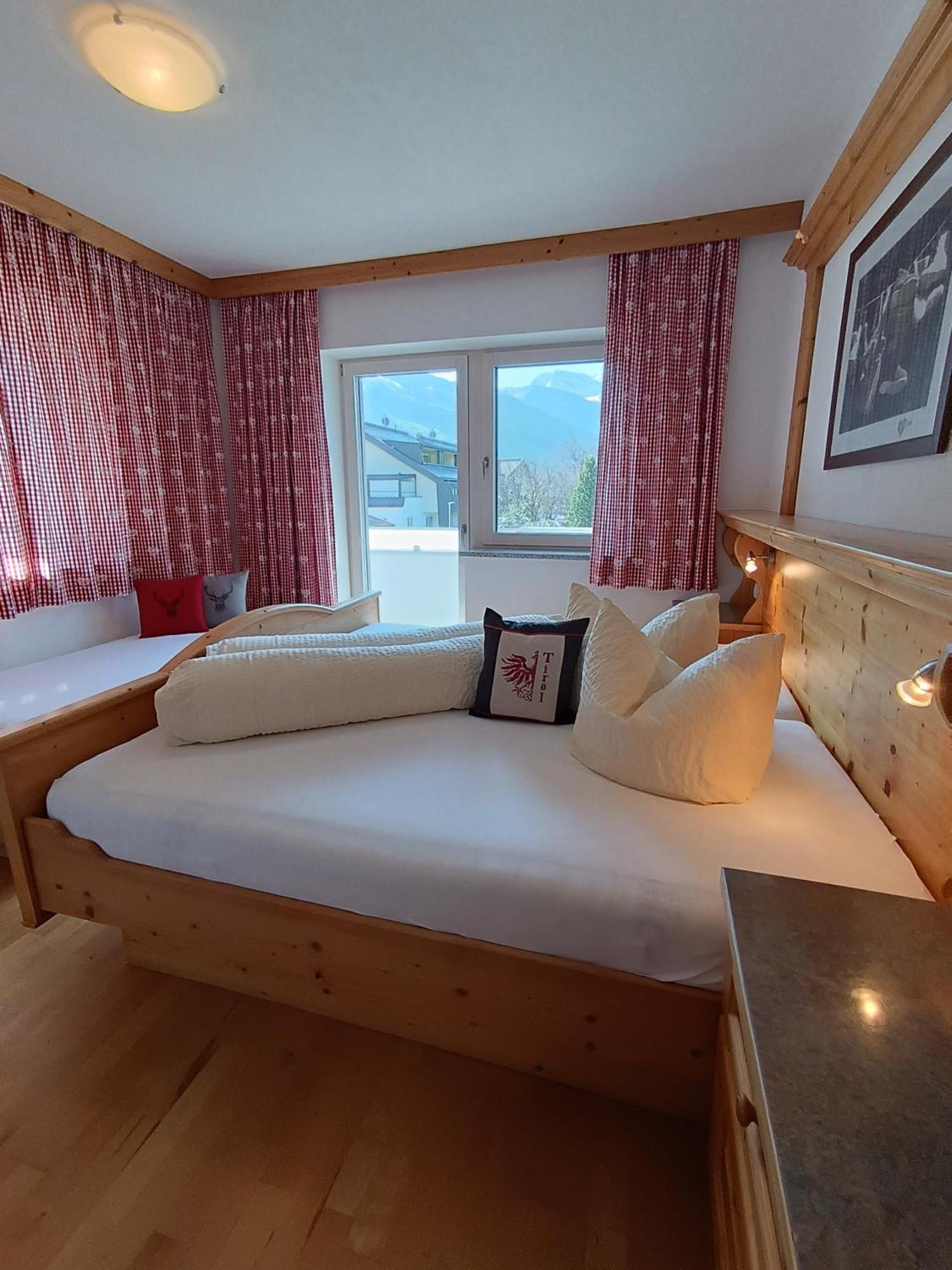 Schweinberger Sixtus Apartment Aschau Im Zillertal Exterior photo
